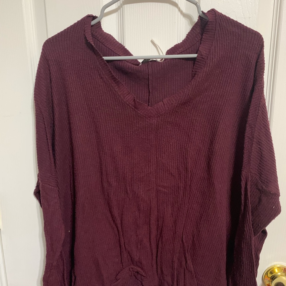 Maroon flowy long sleeve